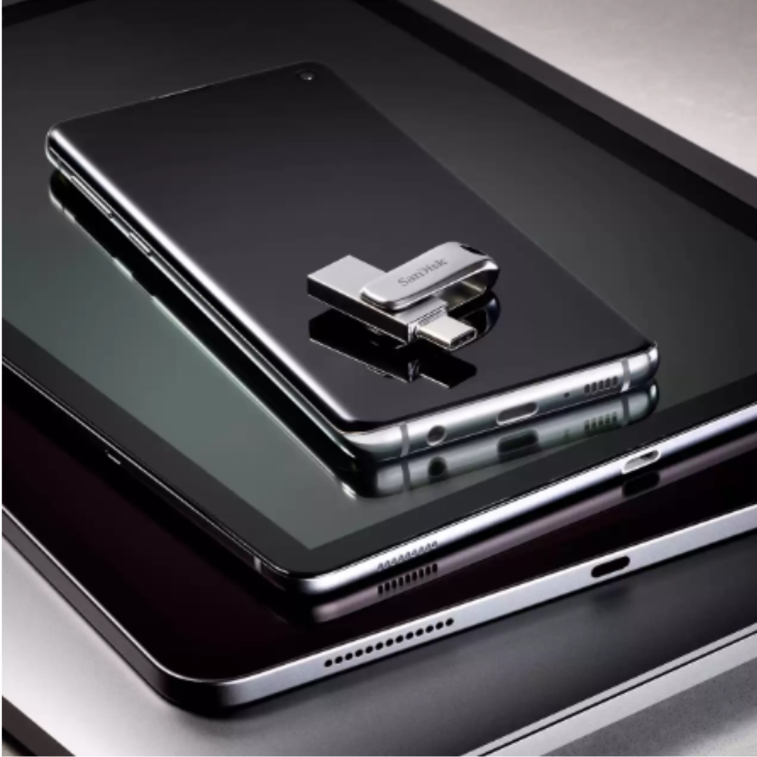 SanDisk Ultra Dual Drive Luxe USB Type-C™ Flash Drive - 32GB